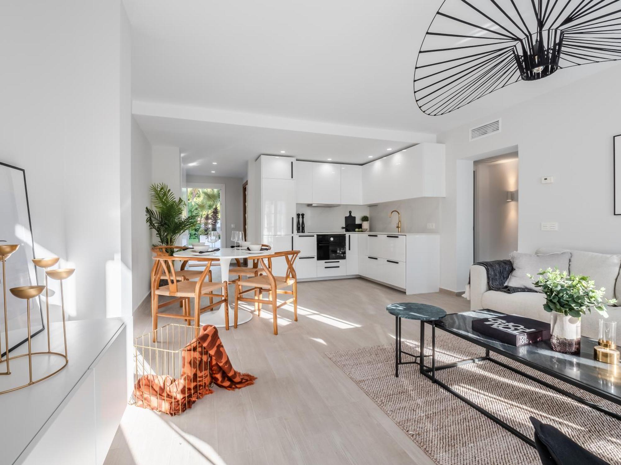 3 Bdrm Stylish Apt W Pool In Puerto Banus マルベーリャ エクステリア 写真