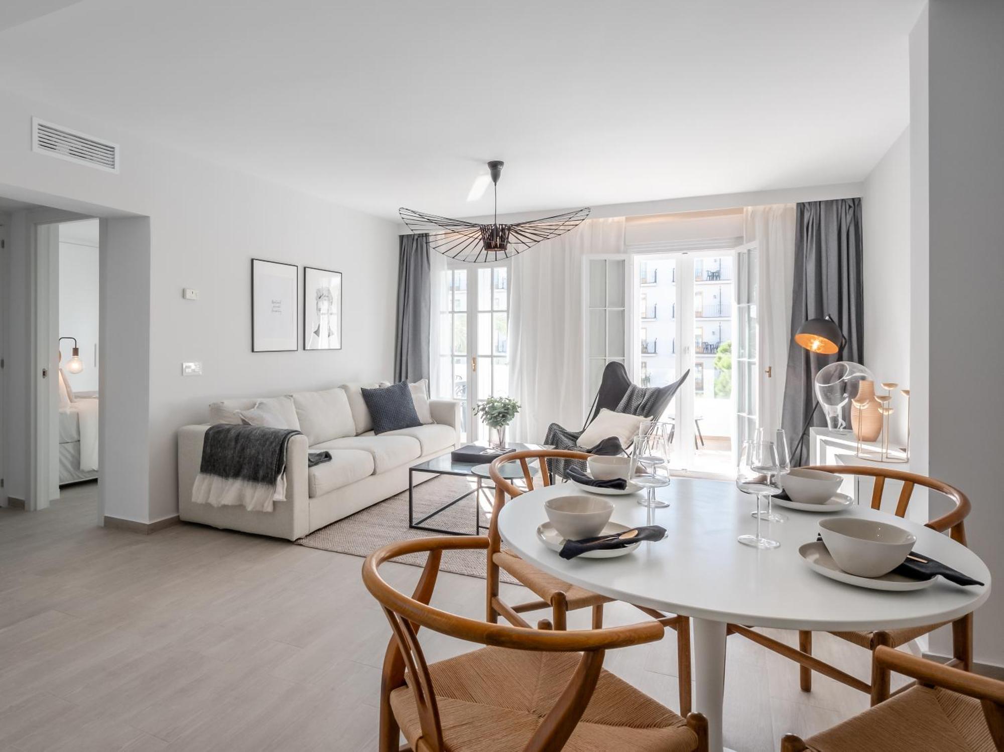 3 Bdrm Stylish Apt W Pool In Puerto Banus マルベーリャ エクステリア 写真